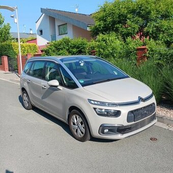 Citroën Grand C4 Picasso 1.6 HDi 2017 NAVI  7 míst AL STK 27