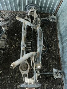 Zadní náprava 4x4 Passat B7