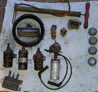 Díly různé auto veterán Škoda, Fiat, Moskvič, Trabant...