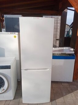 Lednice s mrazakem Bosch