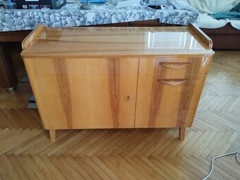 Retro komoda Tatra Pravenec