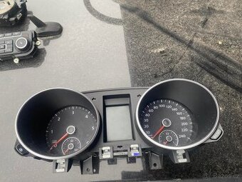 Budíky golf 6 nafta