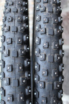 Pláště s hřeby Kenda 27.5 x 2.10