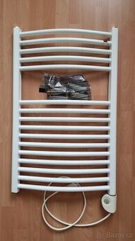 Koupelnový elektrický radiátor