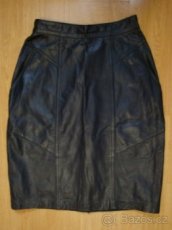 černá kožená sukně s kapsami (vel.36) - zn. GIORGIO MOBIANI - 1
