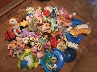 Zuzu křeček d dráhou a spoustu hraček pro holku - 1
