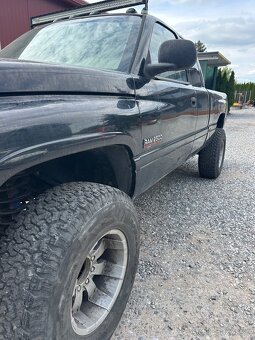 DODGE RAM 4x4 CUMMINS 5,9TD