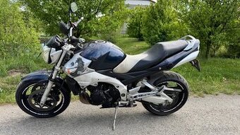 Suzuki GSR 600 2006