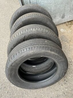 Letní pneu. CONTINENTAL 215/60/17 96H - 6mm - DOT2023