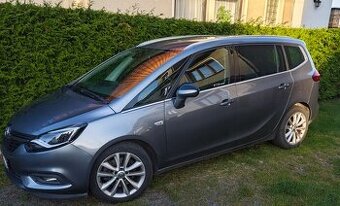 Opel Zafira, 1,6 TURBO (147 kW/200k), r.v. 2017, 7 míst