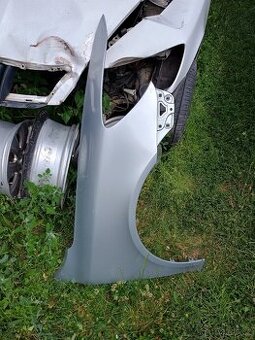 Prodám pravý blatník na škoda Octavia 2 face