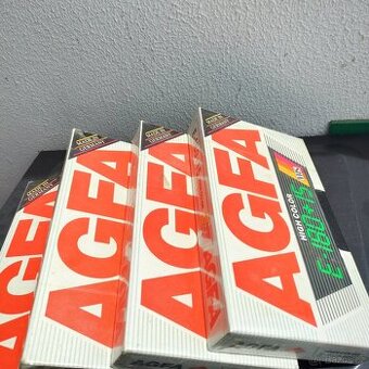 VHS (videokazety): 4xAGFA E-180+15
