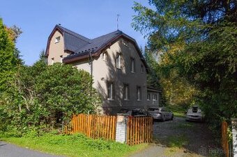 Zrekonstruovaný dům chalupa vila pro 10 lidí
