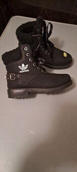 Nové zimní dámské boty Adidas