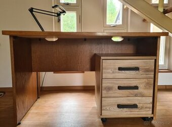Pracovní stůl s šuplíkovým kontejnerem