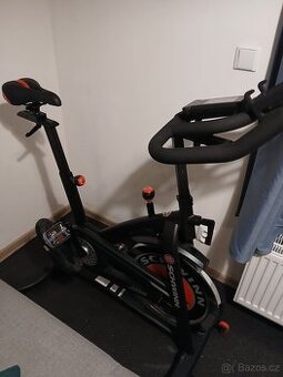 cyklotreažér schwin IC 700