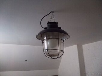 Průmyslové světlo