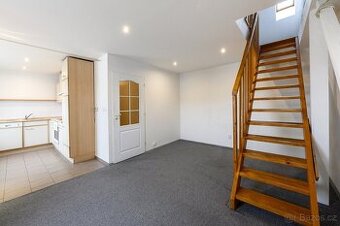 Pronájem bytu 2+kk 68 m², Plzeň - Jižní Předměstí