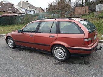 BMW E36 320i touring