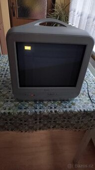 Prodám televizi v hezkém stavu.