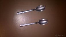 Věci z půdy-retro lžíce, ešus,talíře, plecháčky,cukřenka,skl