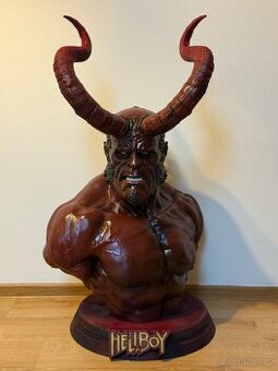 Hellboy BUSTA