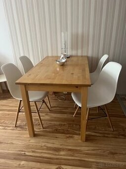 Jídelní stůl IKEA