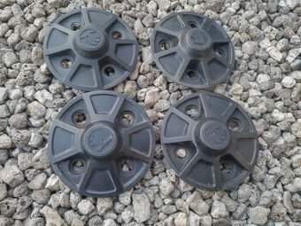 Prodám středové pokličky škoda 120 130 Rapid