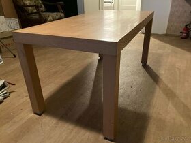 konferenční stolek