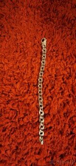 Výrazný dámský náramek z chirurgické oceli