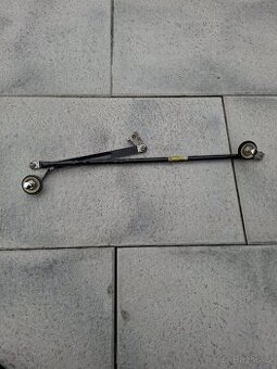 Nové táhla stěračů Škoda 1203