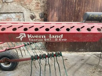 Nahrabovač shrnovač KVERNELAND TAARUP 9471 S Evo