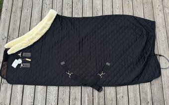 Kentucky Show Rug Noir 145cm nová s cedulkami