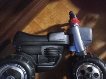 Krásná  odrazeci motorka