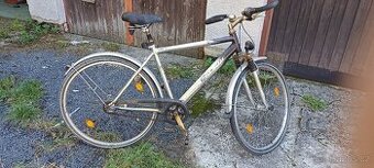 Trekingové kolo McKenzie