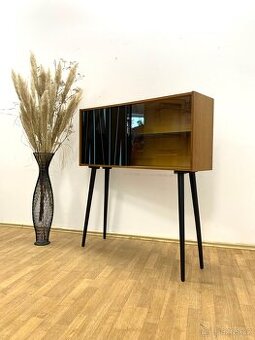 Retro komoda Brusel 60. léta