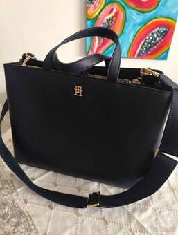 Kabelka Hilfiger