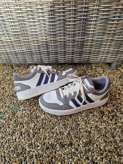 TOP STAV .. Chlapecké tenisky ADIDAS