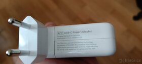 Apple USB C 87W power adapter