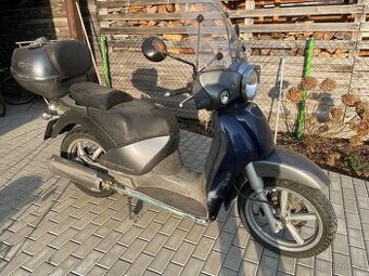 Aprilia Scarabeo 125, rok 2006