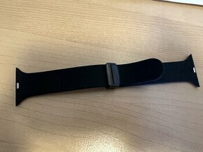 Silikonovy reminek s magnetickou sponou pro Apple watch