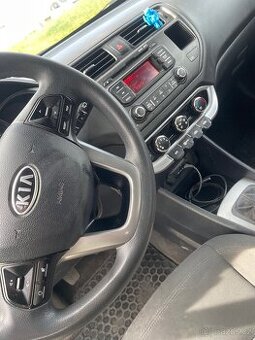 Kia Rio 2012