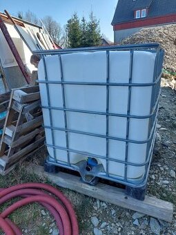 IBC nádrž 1000l