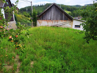 Prodej stavebního pozemku 828 m² v Dlouhomilově