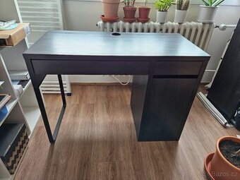 Psací stůl IKEA Micke se skříňkou