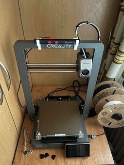 3D tiskárna Creality Ender3 V3 + filament zdarama 0,5kg