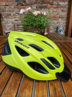 Helma/přilba dětská Specialized