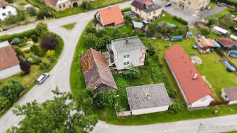 Prodej 2 rodinných domů 4+1 a  2+1 v obci Cetoraz, 3km Pacov