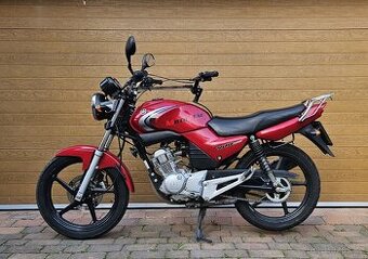 Prodám motocykl Yamaha YBR-125 (AUTOŠKOLA)