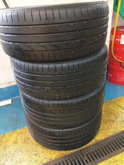 Bridgestone Potenza 001 235/40 R19 96W